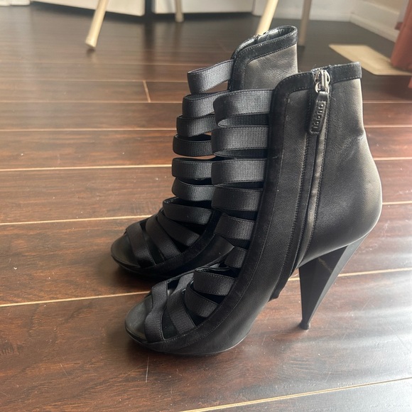 Black Gucci booties - Picture 3 of 8